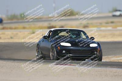 media/Sep-20-2025-Extreme Speed (Sat) [[1fcc23683c]]/Orange (Mid Intermediate)/Session 1 (Sunset)/